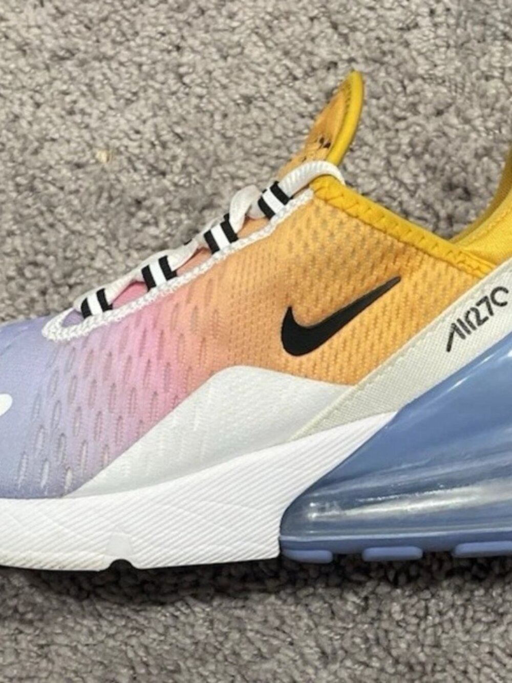 Nike Air Max 270 University Gold Shoes Sneakers Women's Size 8 AH6789-702